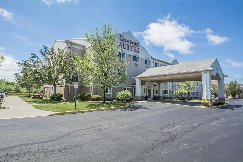 Comfort Suites Rochester Henrietta University Area Exterior photo