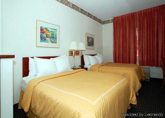 Comfort Suites Rochester Henrietta University Area Room photo